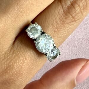 sterling silver round-cut cz trio ring size 8